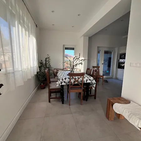 Eva Pihenohaz Tiszafoeldvar