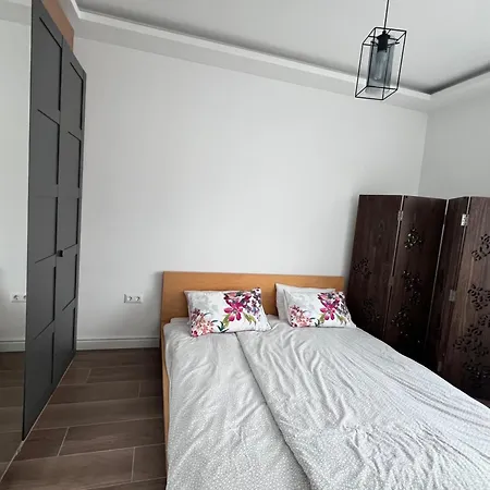 Eva Pihenohaz Tiszafoeldvar Ferienhaus Tiszafoldvar