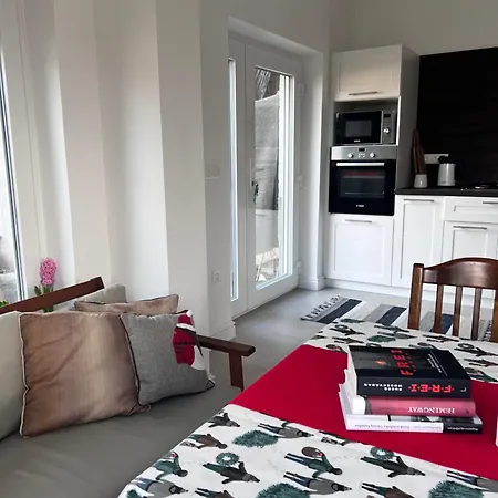 Eva Pihenohaz Tiszafoeldvar Ferienhaus Tiszafoldvar