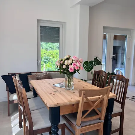 Eva Pihenohaz Tiszafoeldvar Holiday home Tiszafoldvar