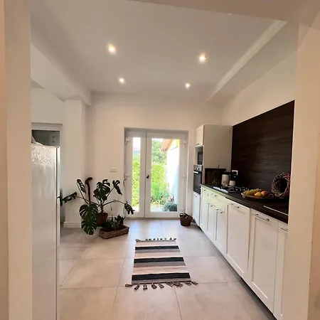 Eva Pihenohaz Tiszafoeldvar Ferienhaus