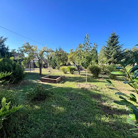 Eva Pihenohaz Tiszafoeldvar