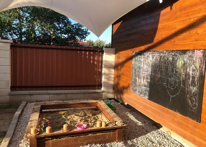 Eva Pihenohaz Tiszafoeldvar * Tiszafoldvar