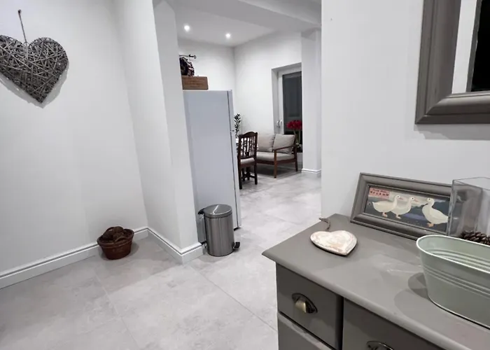 Eva Pihenohaz Tiszafoeldvar בית נופש *