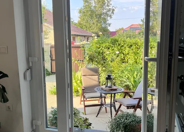 Eva Pihenohaz Tiszafoeldvar Feriehus Tiszafoldvar