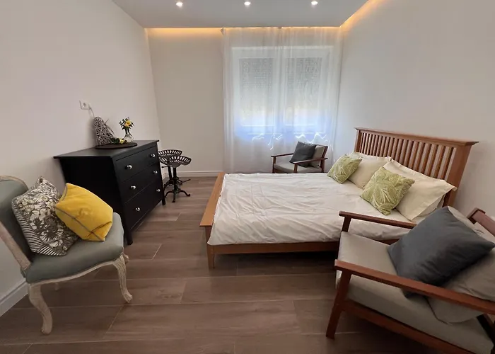 Eva Pihenohaz Tiszafoeldvar בית נופש *