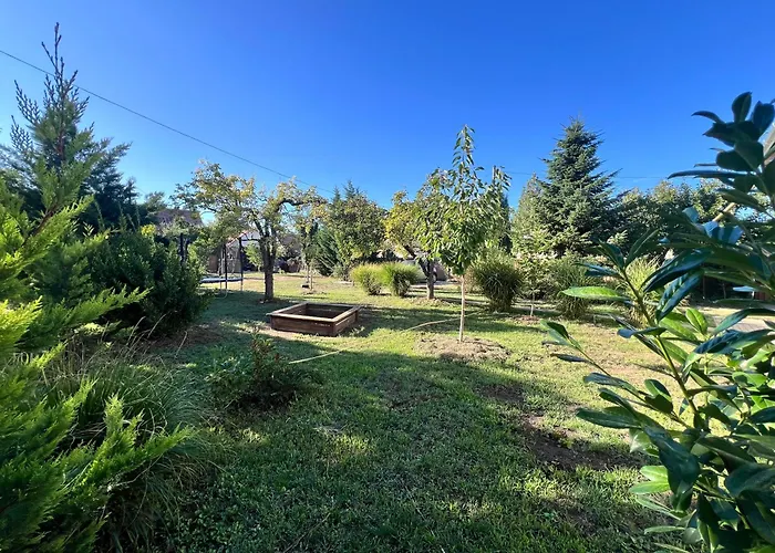 Eva Pihenohaz Tiszafoeldvar