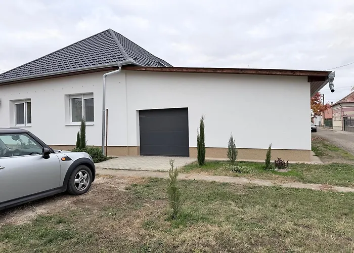 בית נופש Eva Pihenohaz Tiszafoeldvar *